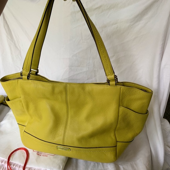 Coach Leather Large Tote Bag Wallet Umbrella Set In Bright Yellow